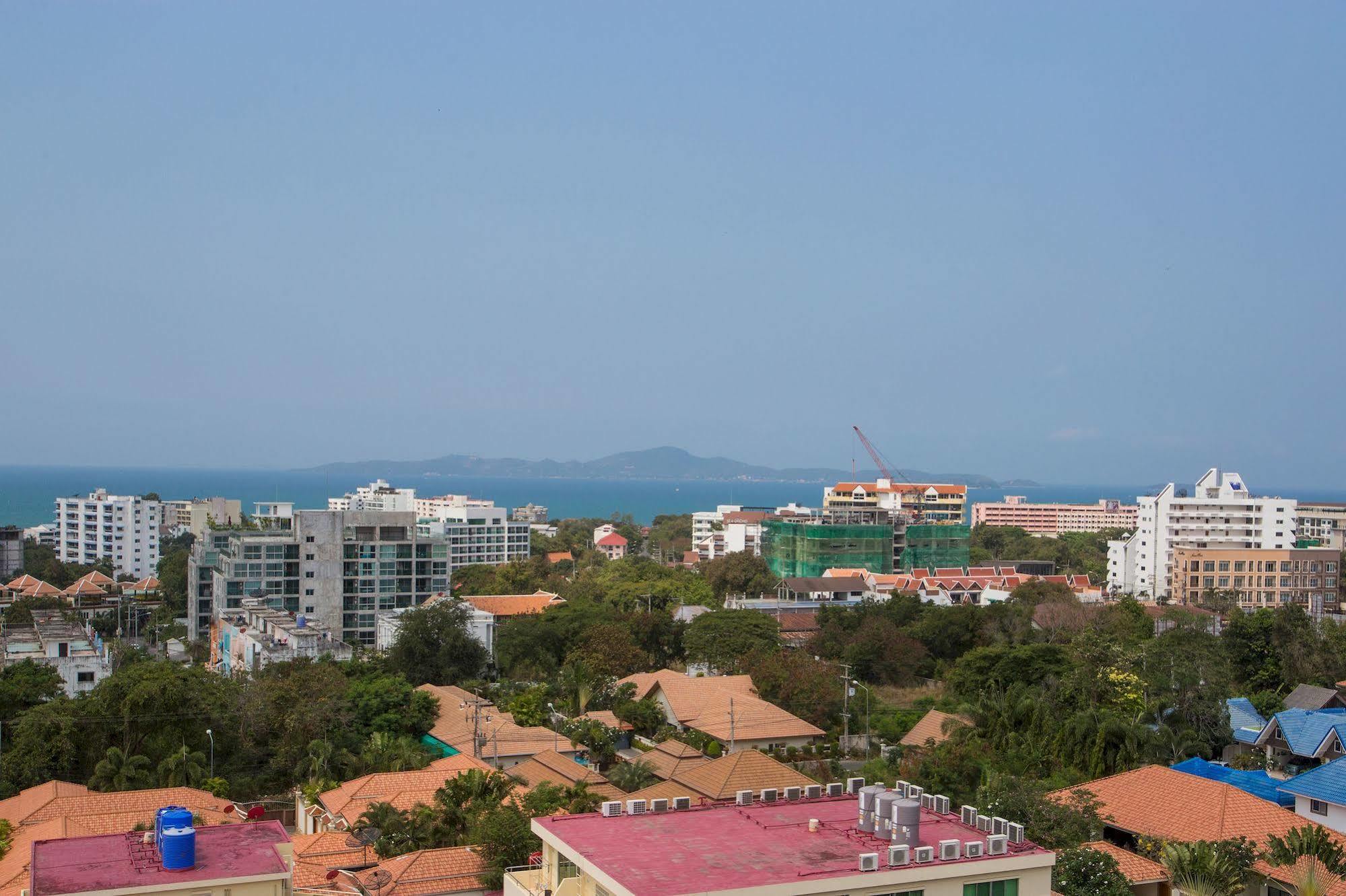 South Beach Pattaya Джомтьен Экстерьер фото